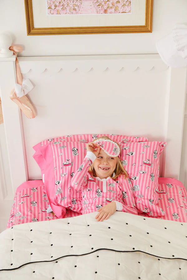 Dream More Mask Eloise's Sleepover Soiree