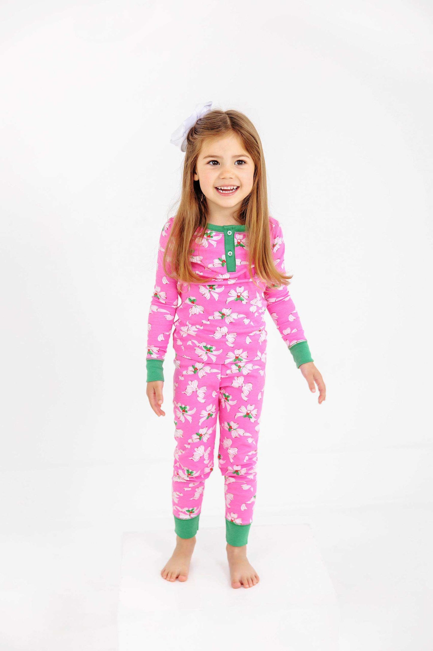 Sara Jane’s Sweet Dreams Set Bows of Holly Kiawah Kelly Green