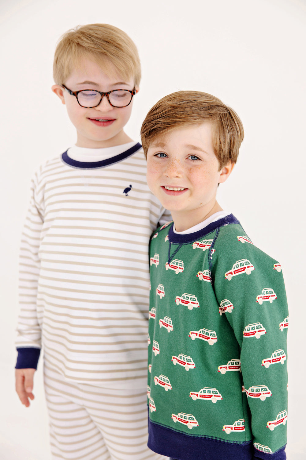 Smitty Sweatshirt Windsor Wagon Grier Green Nantucket Navy