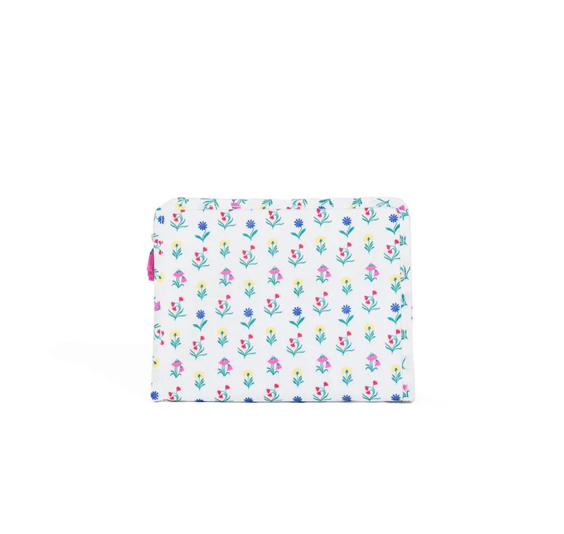 ROADIE MEDIUM ZIP POUCH