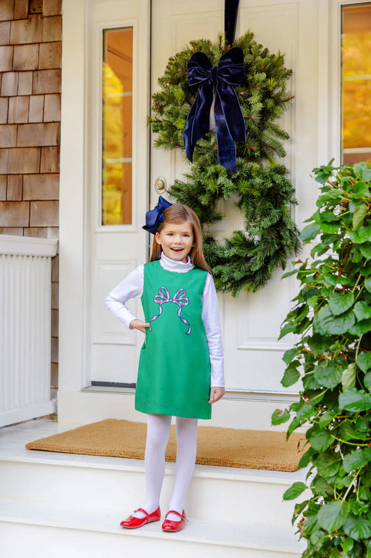 Annie Apron Dress
Kiawah Kelly Green with Merritt Park Plaid Bow