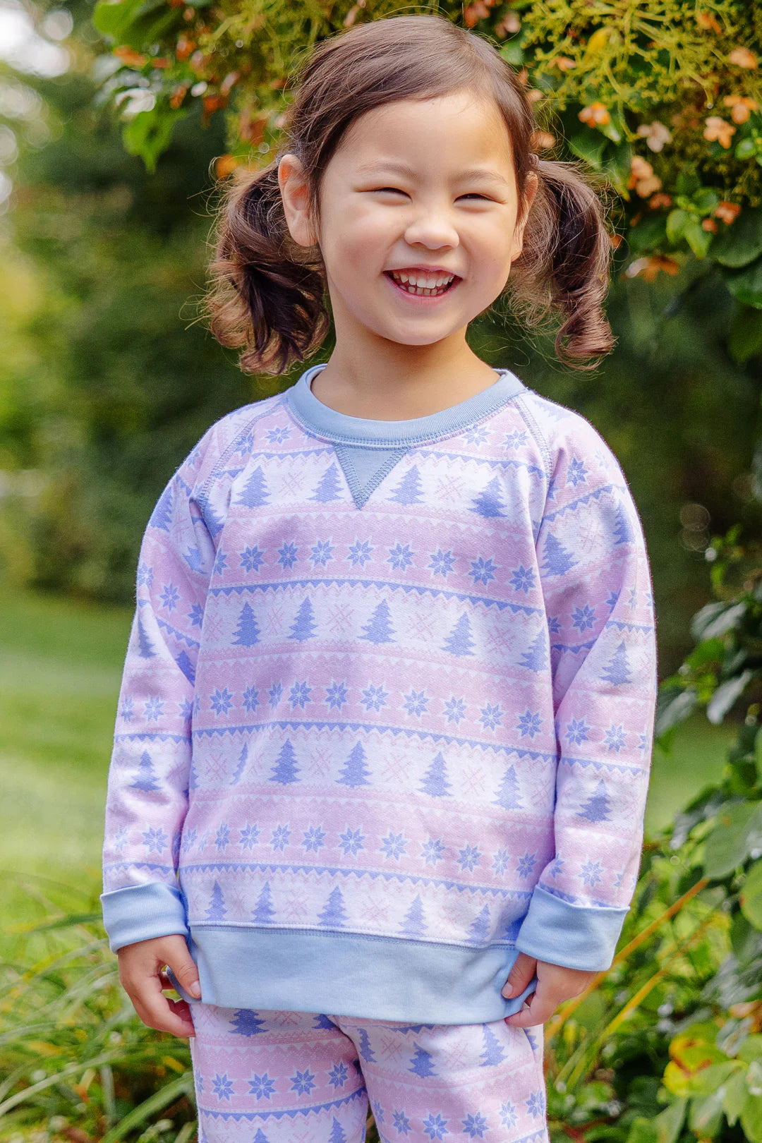 Smitty Sweatshirt
Fairisle Flurries (Pink) with Beale Street Blue