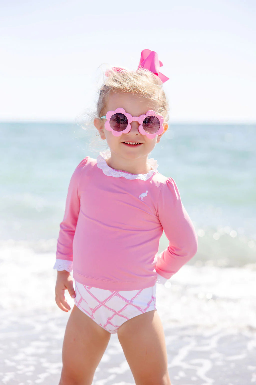 Winnie's Wave Spotter Swim Shirt
Hamptons Hot Pink With Worth Avenue White (UPF 35+)